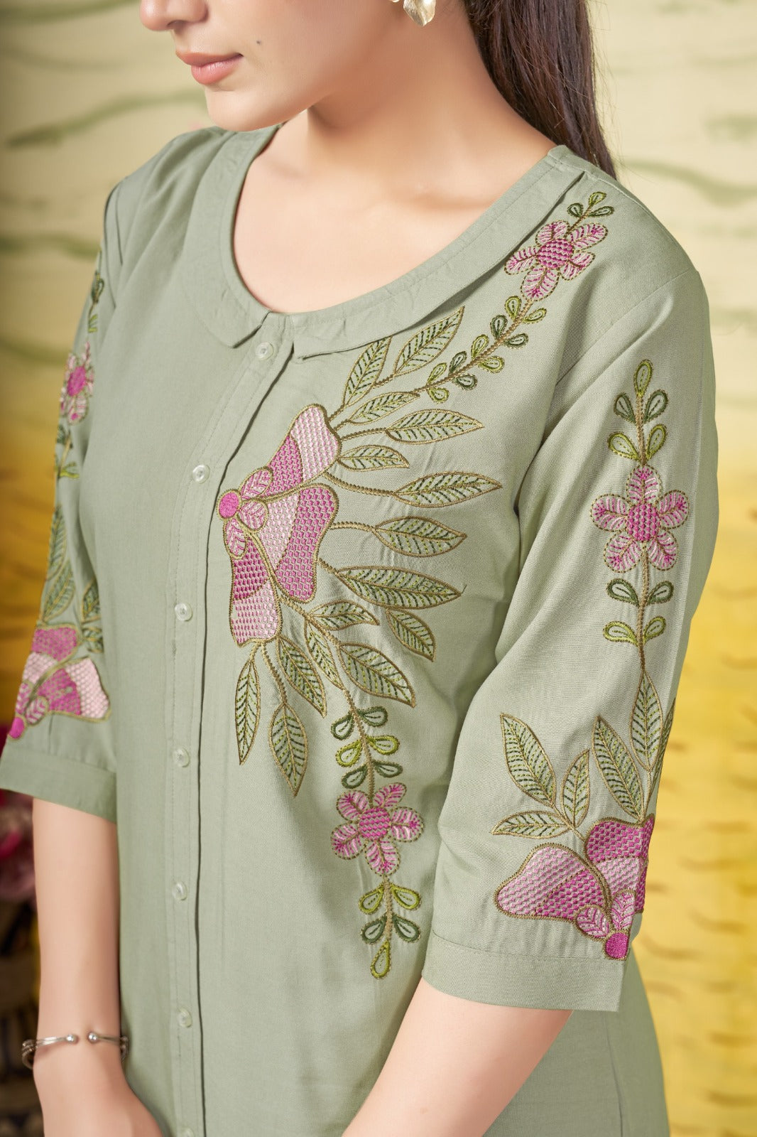 👗 stylish mauve co-ords set with vibrant geometric embroidery👗 👗