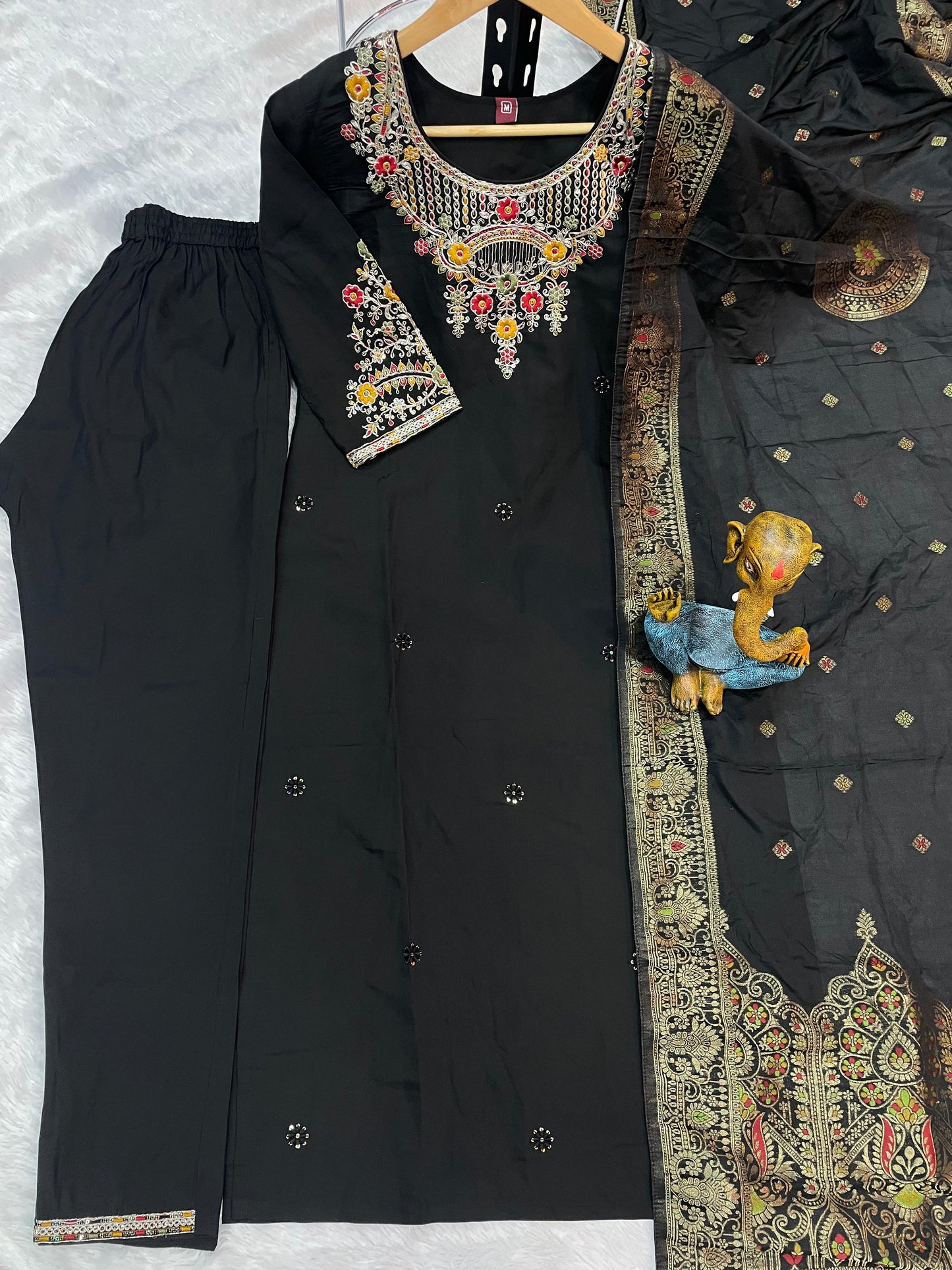 premium black kurti with dupatta – stylish & comfortable look