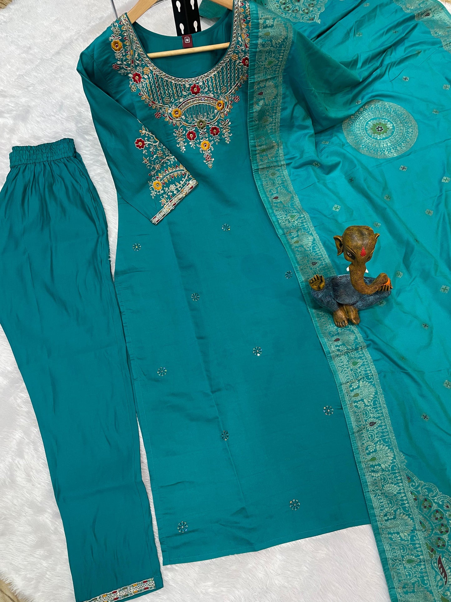 premium firozi kurti with dupatta – stylish & comfortable look