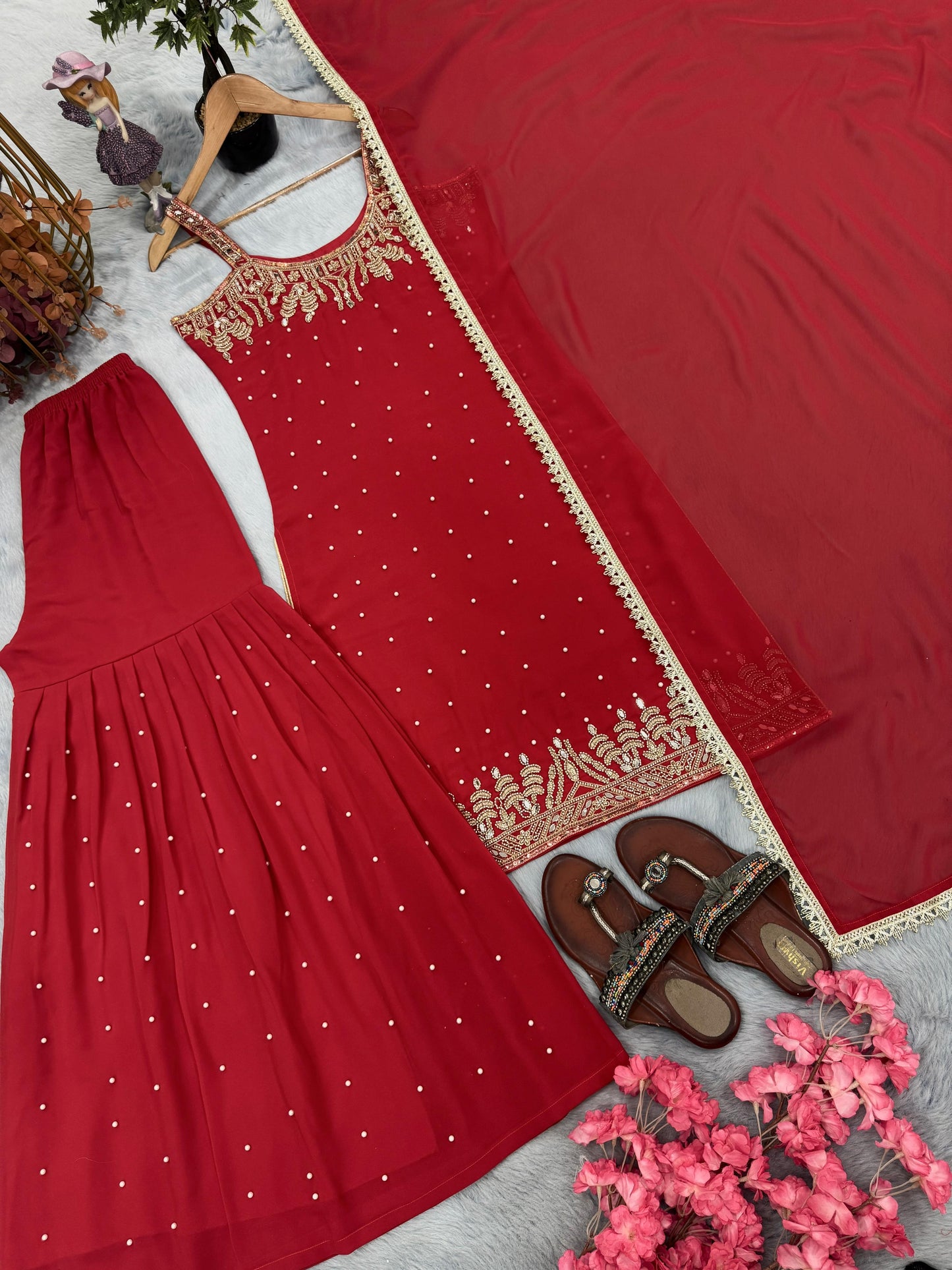 🦋 đěsigner party wear look pur heavy faux georgette top plazzo & dupatta set👗