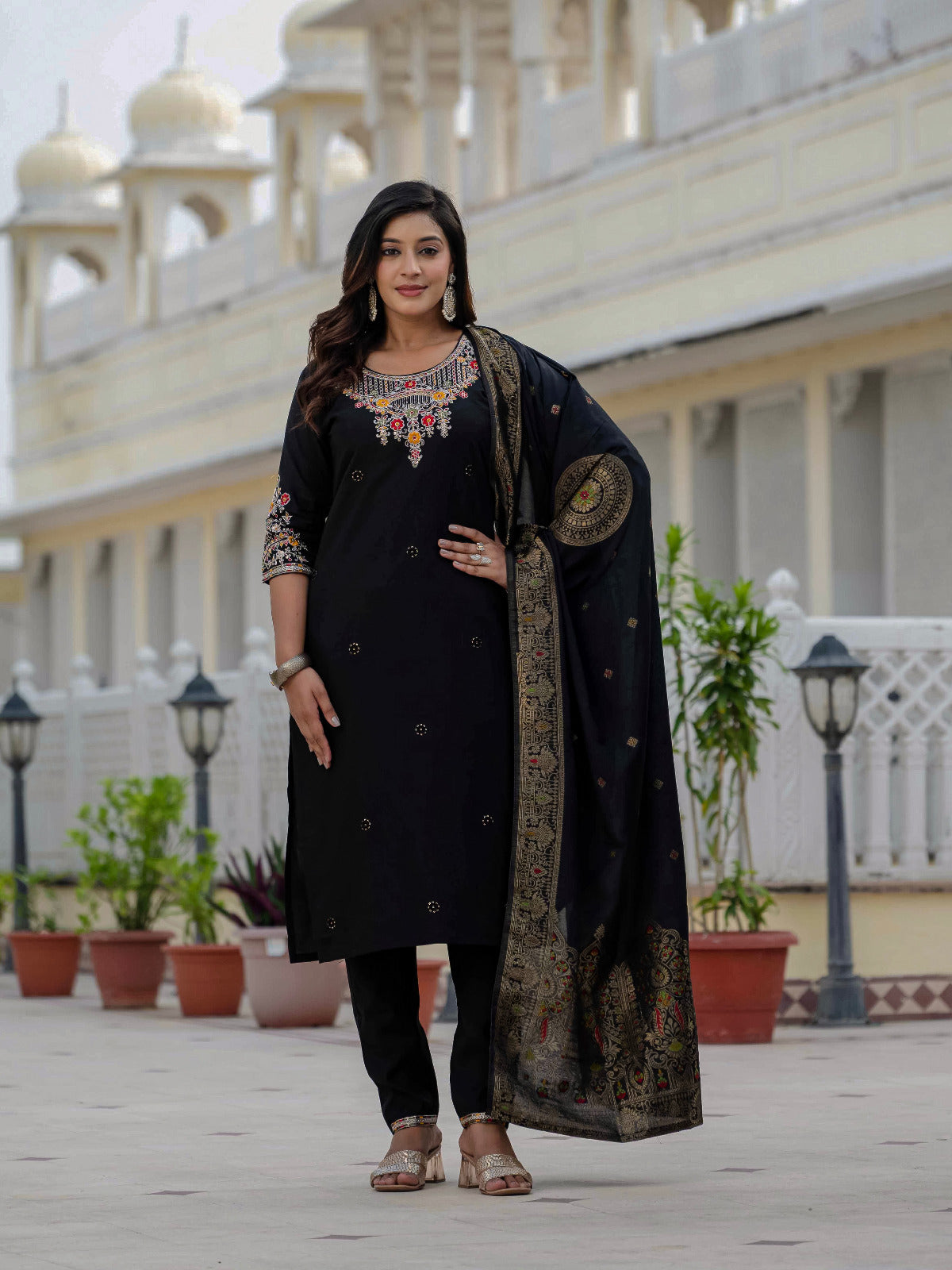 premium black kurti with dupatta – stylish & comfortable look