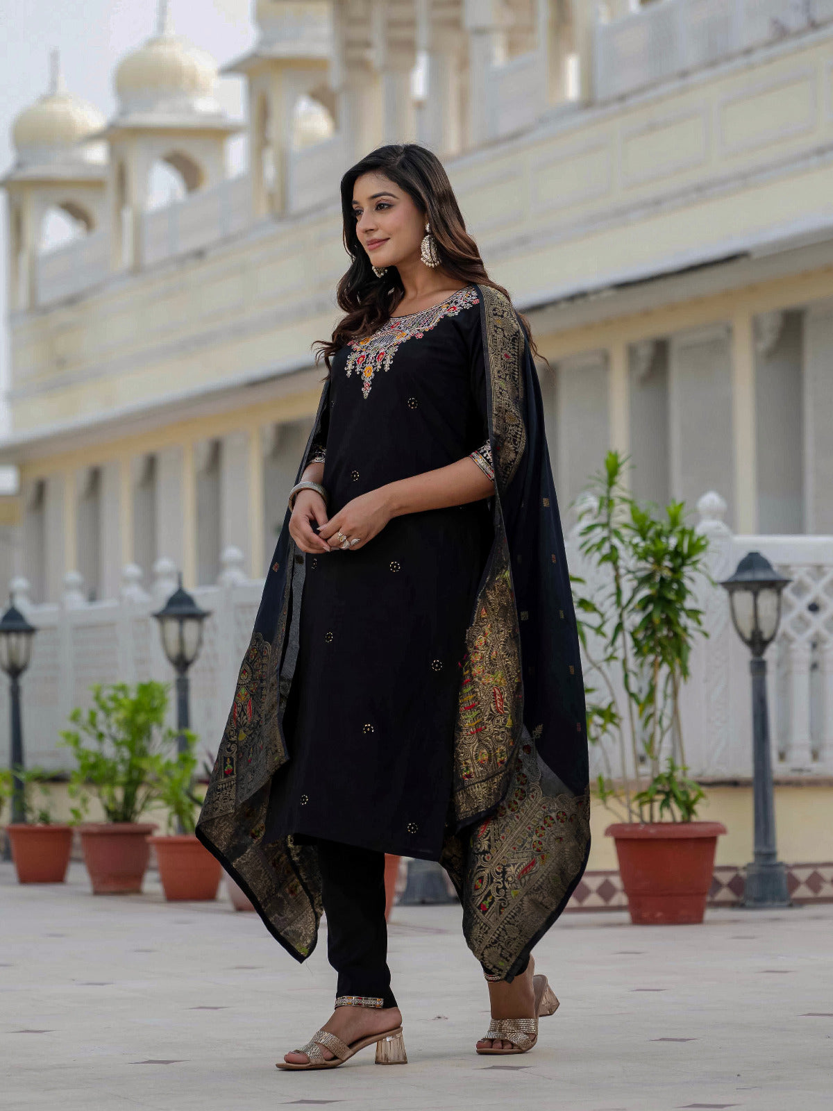 premium black kurti with dupatta – stylish & comfortable look