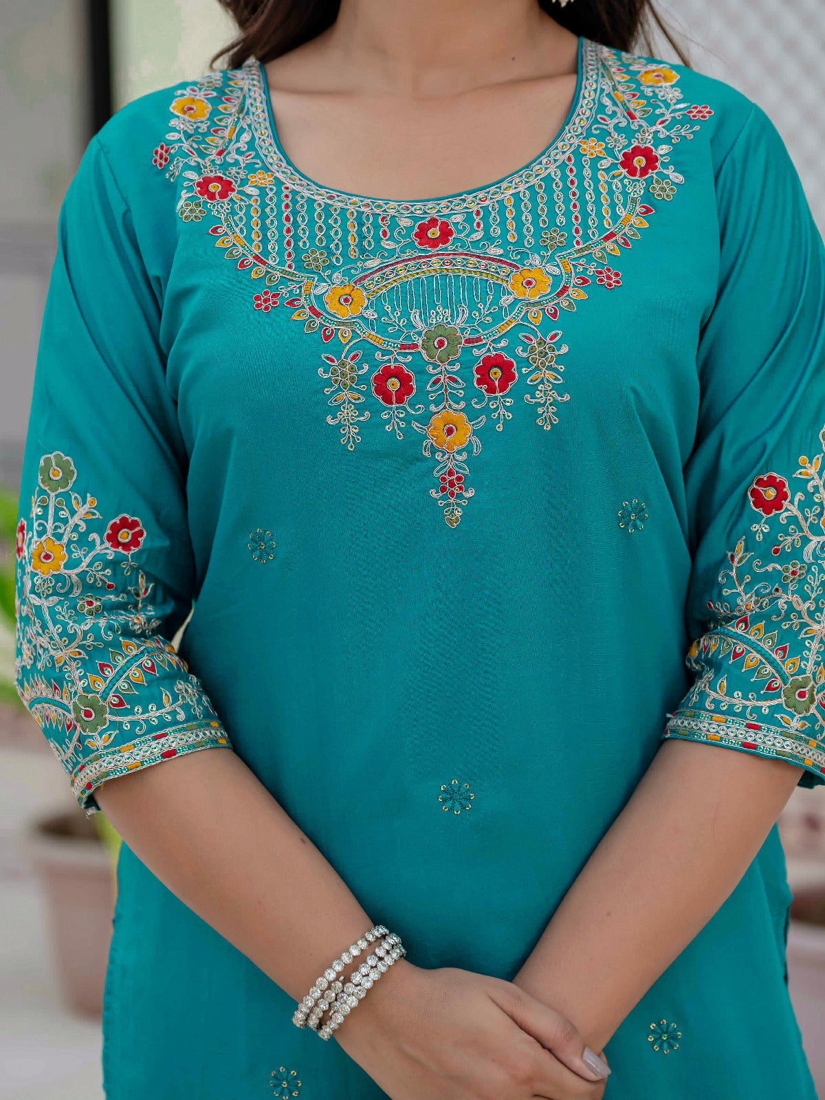 premium firozi kurti with dupatta – stylish & comfortable look