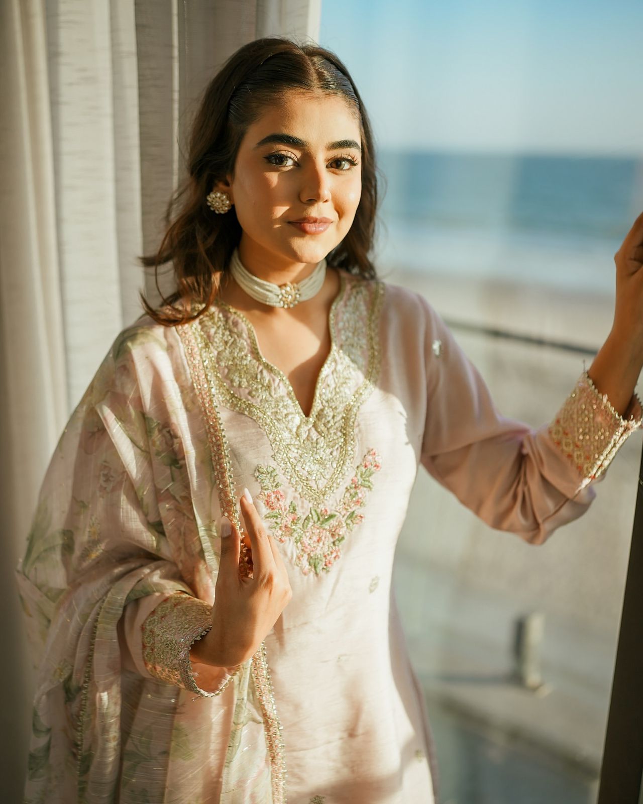 💃 đěsigner party wear look pur natural crepe top & palazzo with dupatta set