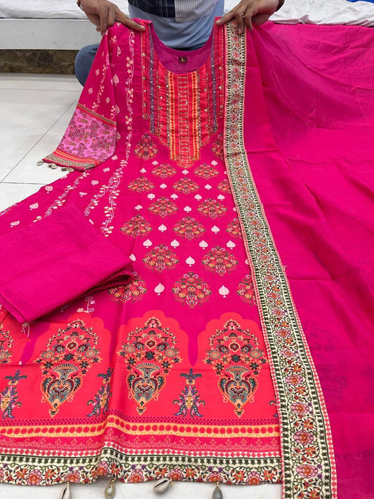 Luxury Magenta Kurti with Dupatta – Traditional Designer Look