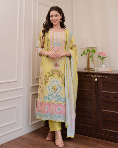 Pakistani FLOWERS BLOOM suits set