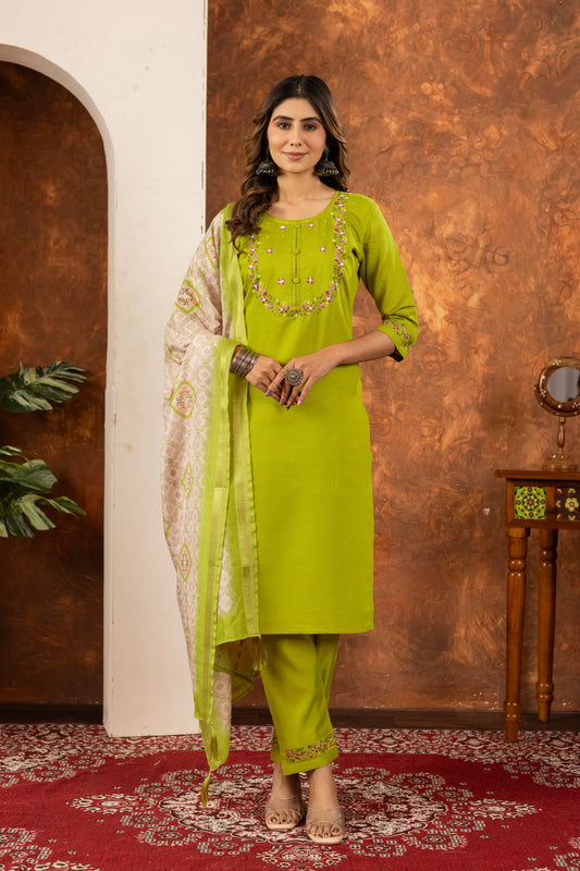 👗👗 Elegant Straight Kurti Pant Dupatta Set 👗👗