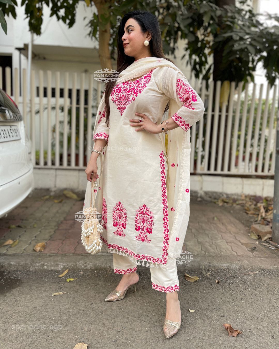 ivory elegance: cream kurta set with vibrant pink embroidery & dupatta