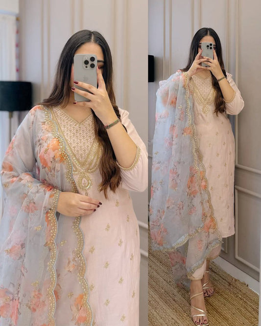 Luxury Pastel Pink Kurti Set with Organza Floral Dupatta