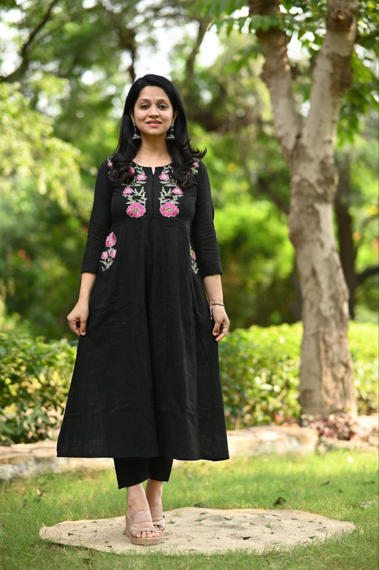 Very Modish Pure Cotton Embroidery Kurta Set With Pocket