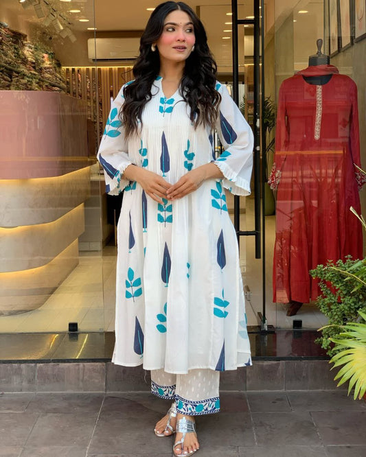 Elegant White & Blue Printed Kurti Set – Modern Ethnic Look