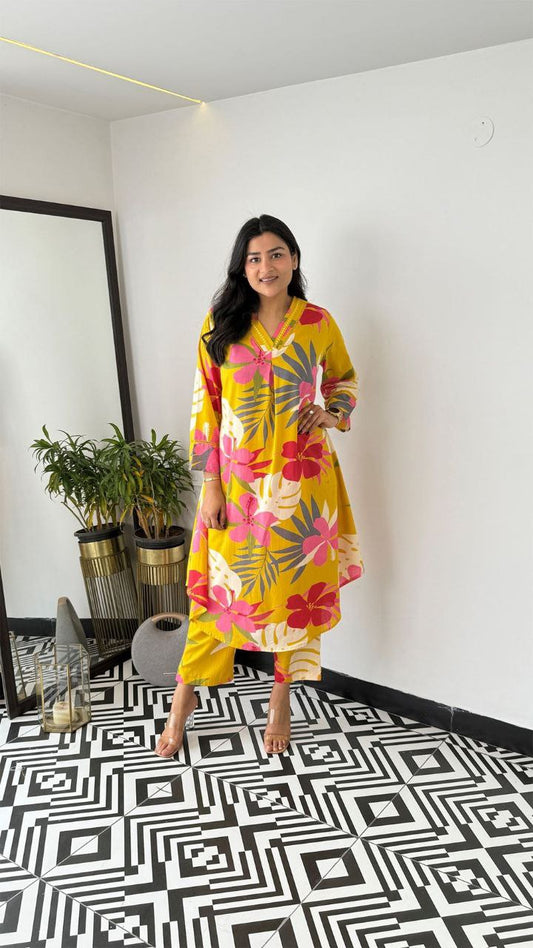 Bold Blossom Co-ord Set – Comfort Meets Style