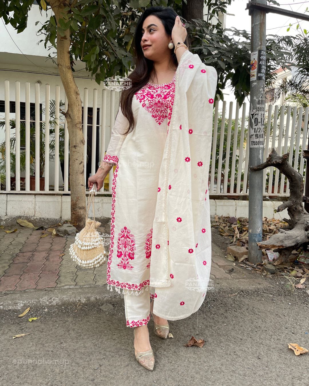ivory elegance: cream kurta set with vibrant pink embroidery & dupatta