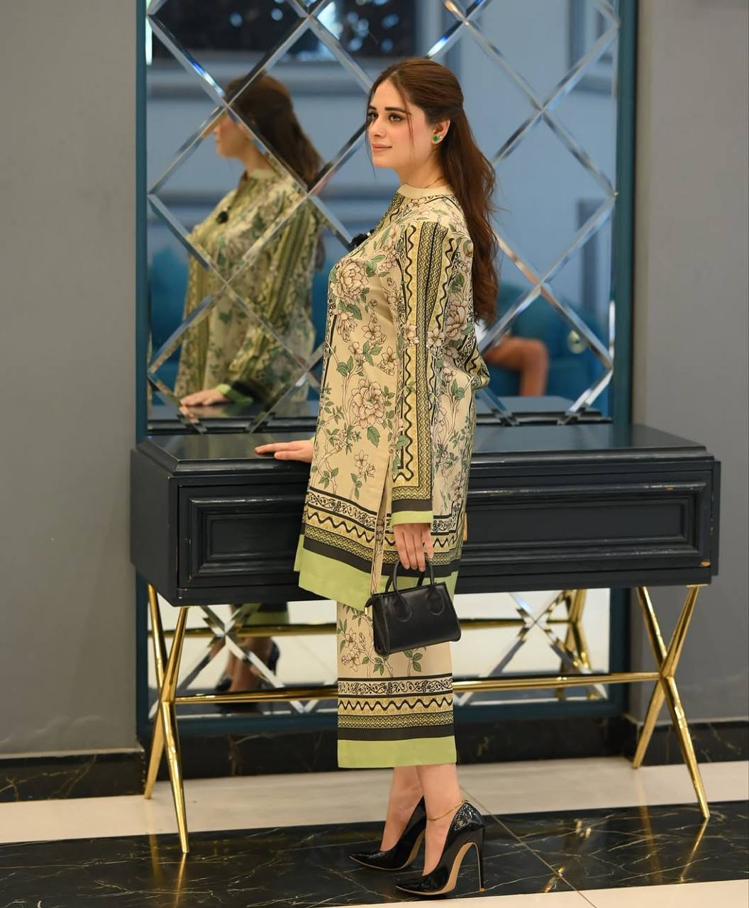 🦋 party wear look pur natural crepe top & plazzo co-ords set