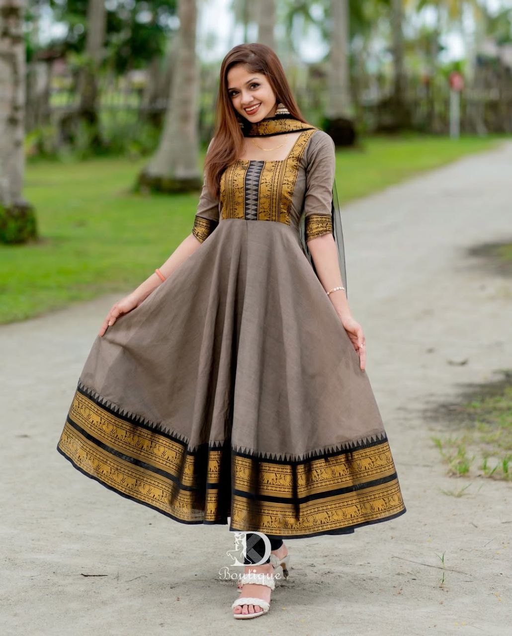 anarkali flared kurti pant dupatta set