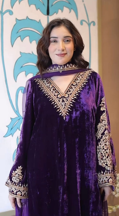 NEW DESIGNER PARTY WEAR HEAVY EMBROIDERY SEQUENCE WORK 3 PIS SUIT SET