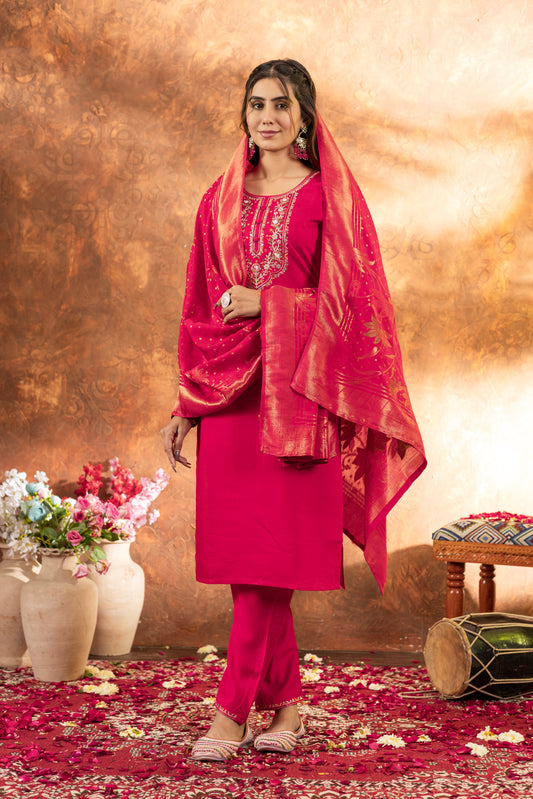 Elegant Festive Kurti Set with Embroidered Neckline & Silk Dupatta