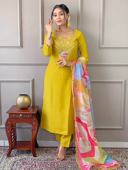 Women Embroidered Viscose kurta pant dupatta set