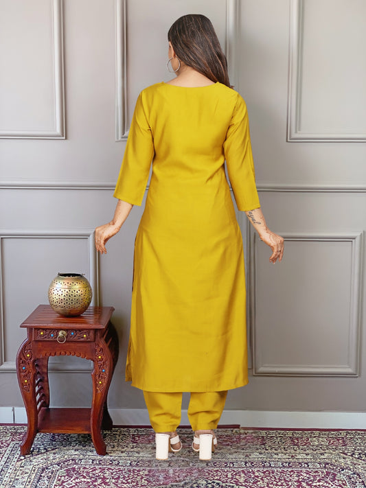 Women Embroidered Viscose kurta pant dupatta set