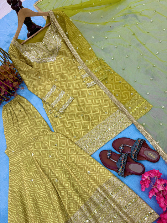 🦋 Đěsigner Party Wear & Festival Look Pur Printed Chinon Silk Top-Blouse & Palazzo With Dupatta set