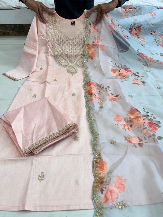 Luxury Pastel Pink Kurti Set with Organza Floral Dupatta