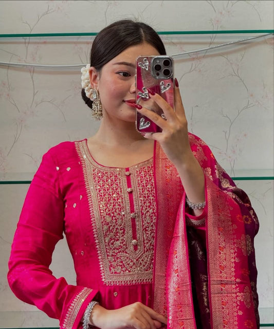 Elegant Hot Pink Anarkali – Intricate Embroidery & Rich Dupatta