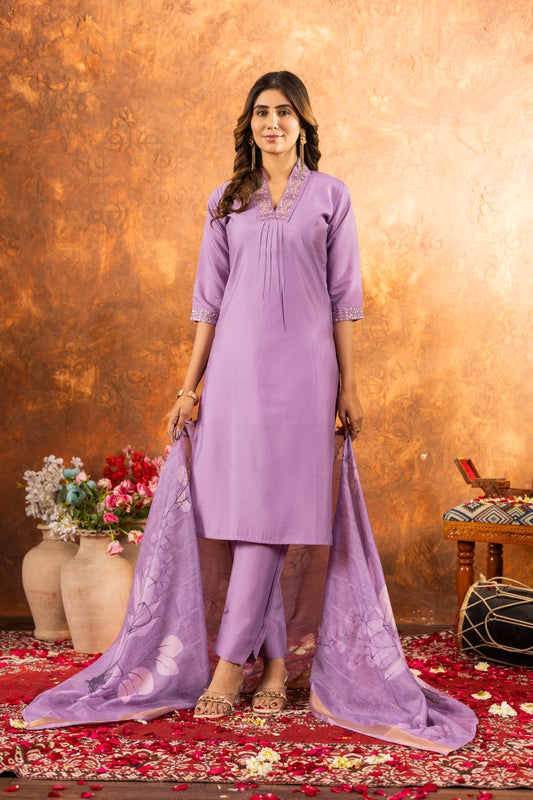 Elegant Lovender Kurti Set with Floral Dupatta – Perfect for Every Occasion