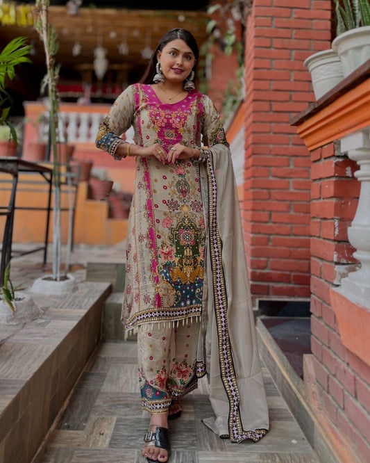 NOORI ANARKALI ROUND PLAZA SET