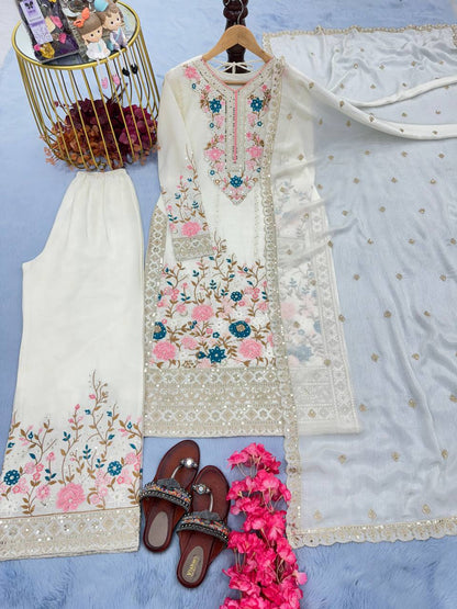 🦋 Đěsigner Party Wear Look Pur Chinon Silk Top Plazzo & Dupatta Set👗