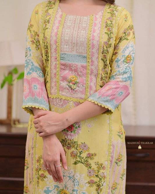 Pakistani FLOWERS BLOOM suits set