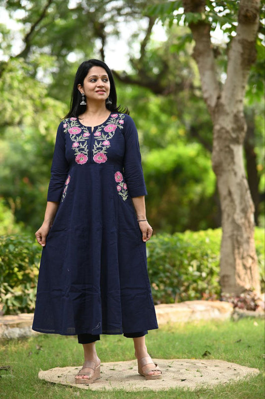 Very Modish Pure Cotton Embroidery Kurta Set With Pocket