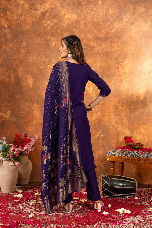 Elegant Festive Kurti Set with Embroidered Neckline & Silk Dupatta