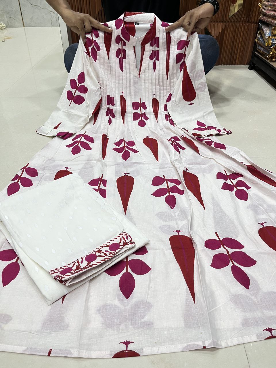 elegant white & red printed kurti set – modern ethnic style