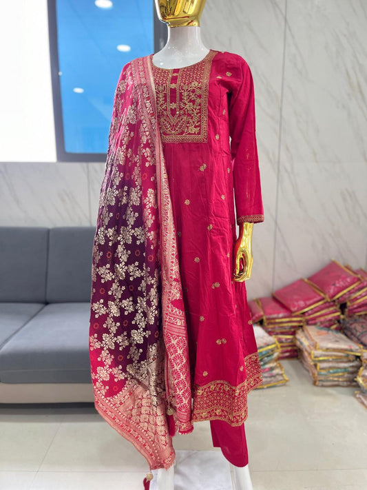 Elegant Hot Pink Anarkali – Intricate Embroidery & Rich Dupatta