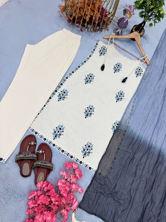 Đěsigner Traditional & Fashtivel & Office Wear Look Pur Kora Khadi Cotton Spaghetti Top & Pant With Dupatta set