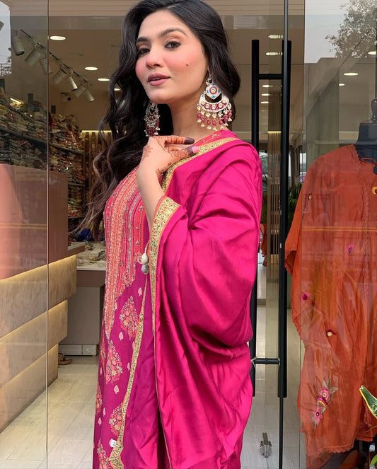 Vibrant Red Ethnic Kurti Suit – Festive Special Collection