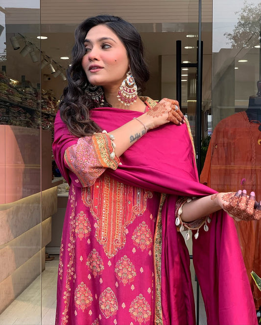 Vibrant Red Ethnic Kurti Suit – Festive Special Collection