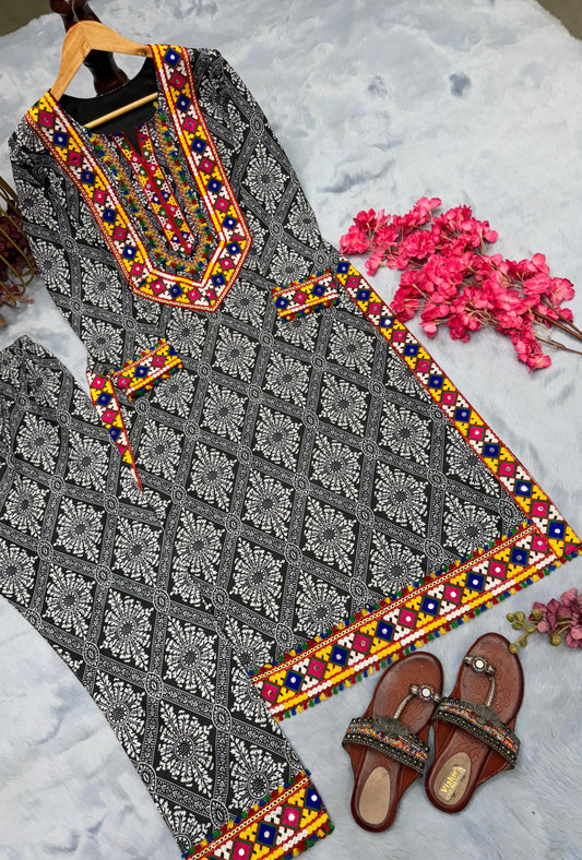 Festivals & Party Wear Look  Top & Bottom Set👗