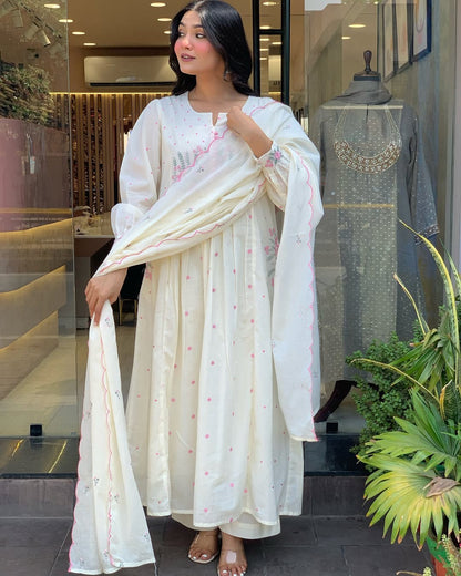 ✨ Pure Mul Mul Cotton Kurta Pant Dupatta Set ✨