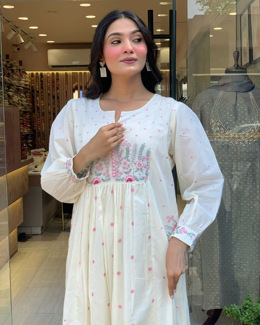 ✨ Pure Mul Mul Cotton Kurta Pant Dupatta Set ✨