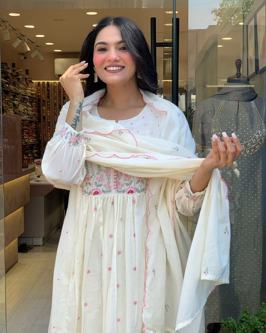 ✨ Pure Mul Mul Cotton Kurta Pant Dupatta Set ✨