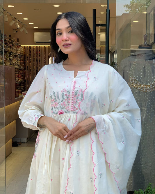 ✨ Pure Mul Mul Cotton Kurta Pant Dupatta Set ✨