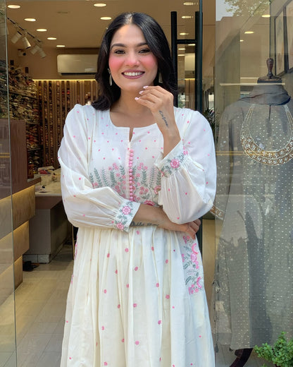 ✨ Pure Mul Mul Cotton Kurta Pant Dupatta Set ✨