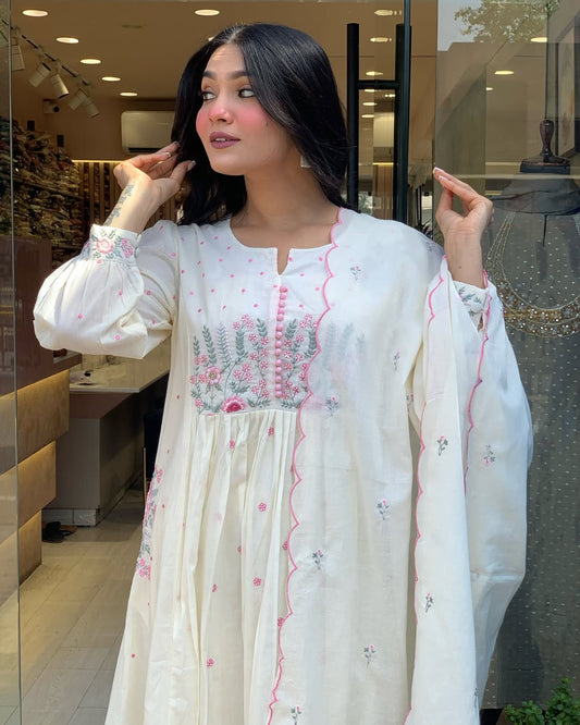 ✨ Pure Mul Mul Cotton Kurta Pant Dupatta Set ✨