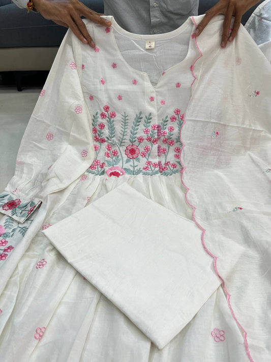 ✨ Pure Mul Mul Cotton Kurta Pant Dupatta Set ✨