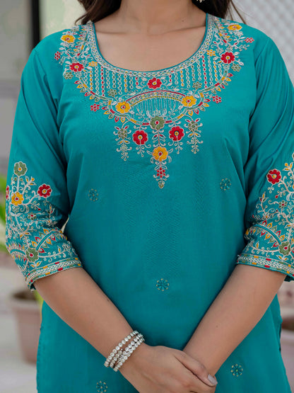 Premium Firozi Kurti with Dupatta – Stylish & Comfortable Look