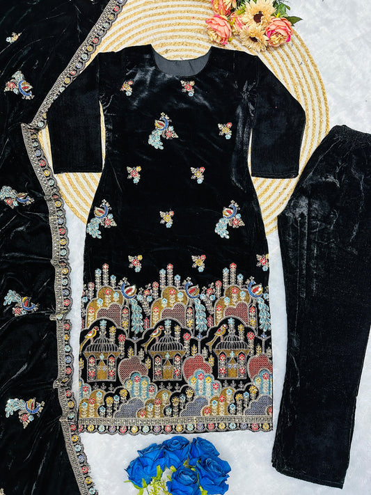 ĐĚSIGNER PARTY WEAR TOP AND  PANT WITH FANCY DUPPATA AND EMBROIDERY WORK