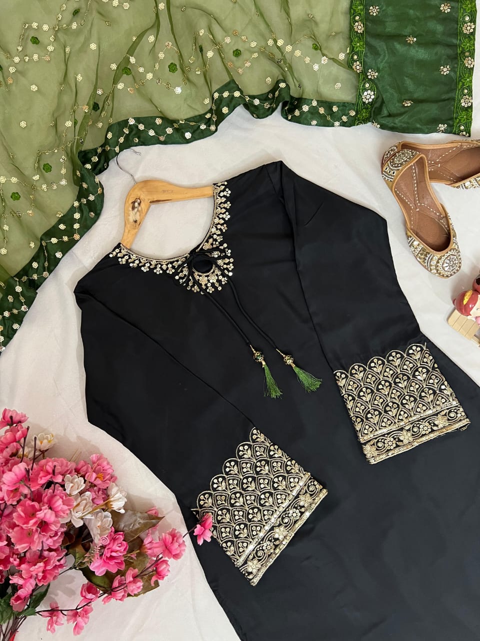 enhance the beauty of your wardrobe with this newly launched kurti-pant set