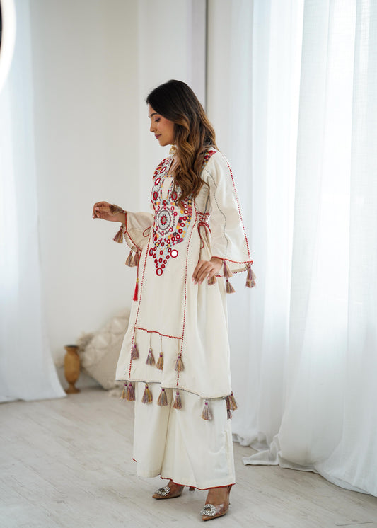 2-Piece Stylish Ensemble: Includes a well-fitted top and coordinated bottom