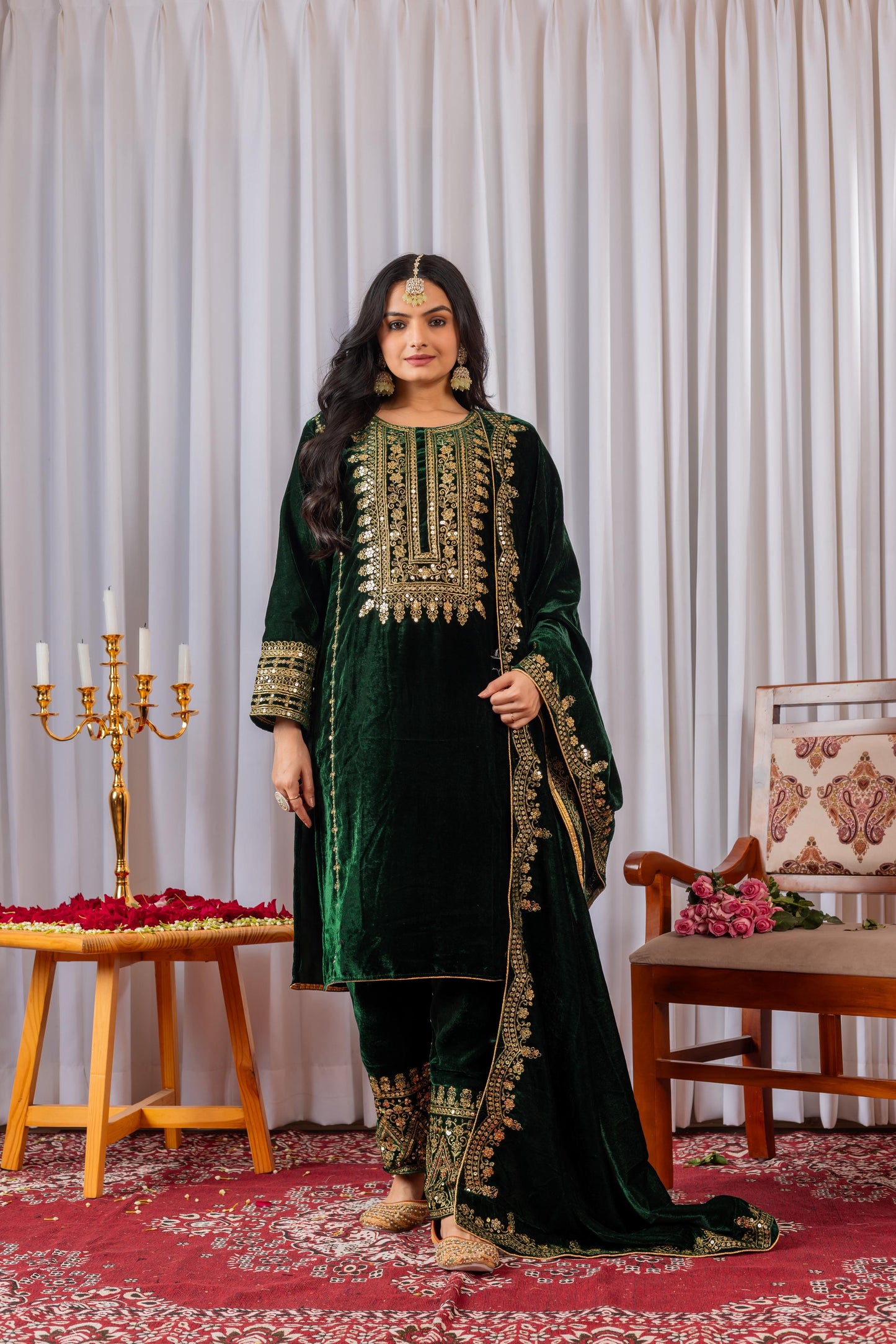 🦋 đěsigner party wear look heavy pure viscose velvet top bottom & dupatta set